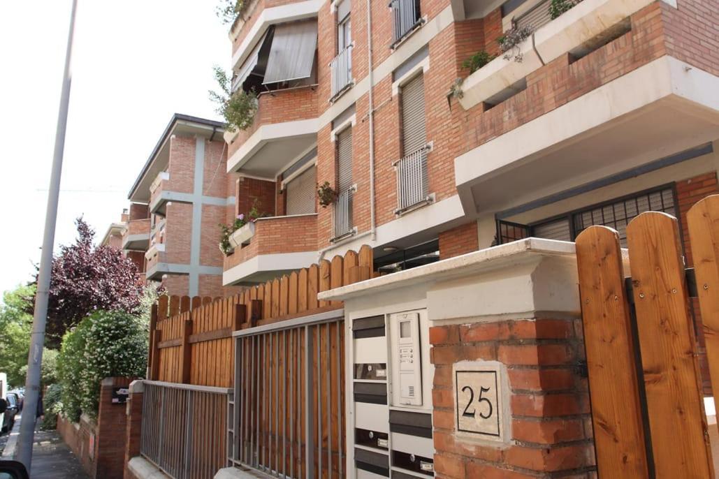 Apartament Domus Maria Vaticano Rzym Zewnętrze zdjęcie